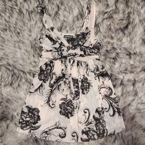 3 FOR 40 Express pink and black top